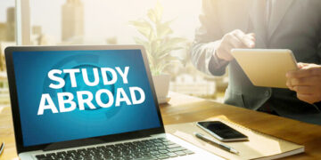 अमेरिका, कनाडा में पढ़ना हुआ मुश्किल, भारतीय विद्यार्थी अब जर्मनी, आयरलैंड और दुबई इत्यादि देशों का रुख कर रहे